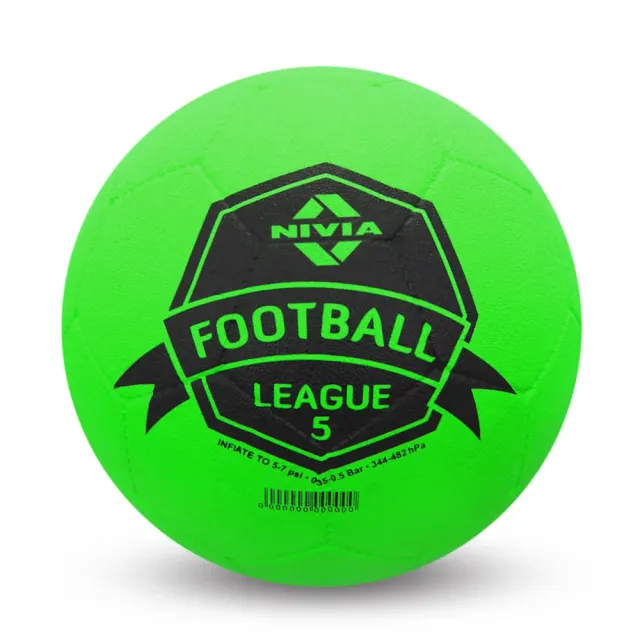 League 32 Panel Molded Entry Football – Nivia